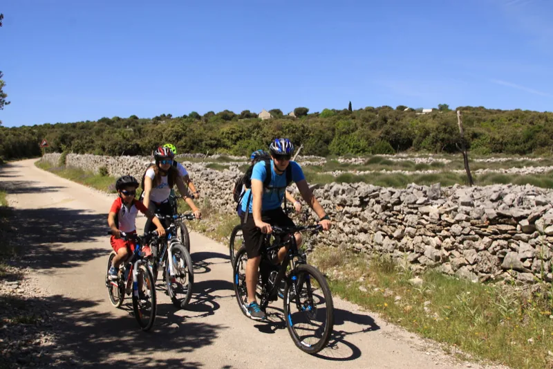 Mountainbiking auf Brač
