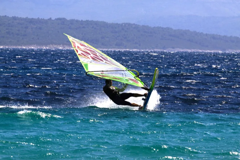 Windsurfen in Bol